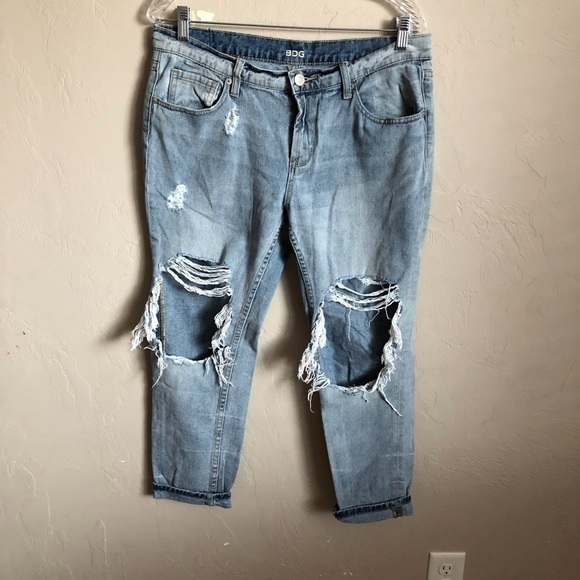BDG Slim Boyfriend Distressed Denim Jeans - Picture 3 of 11